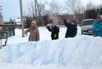 Игра на свежем воздухе  «Взятие крепости»